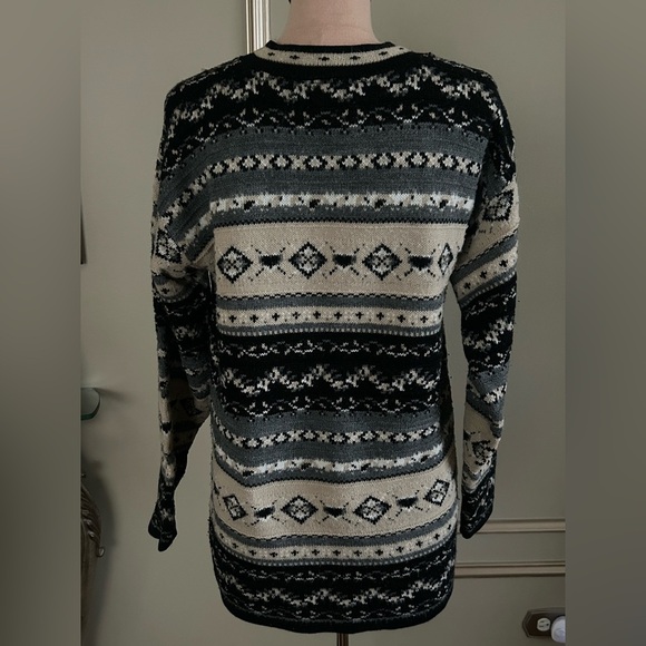 Vintage Women’s Black Gray Fair Isle Knit Sweater Made in USA Size Large - Picture 3 of 4